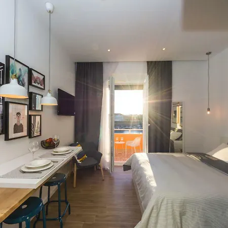 Withlove Apartment *